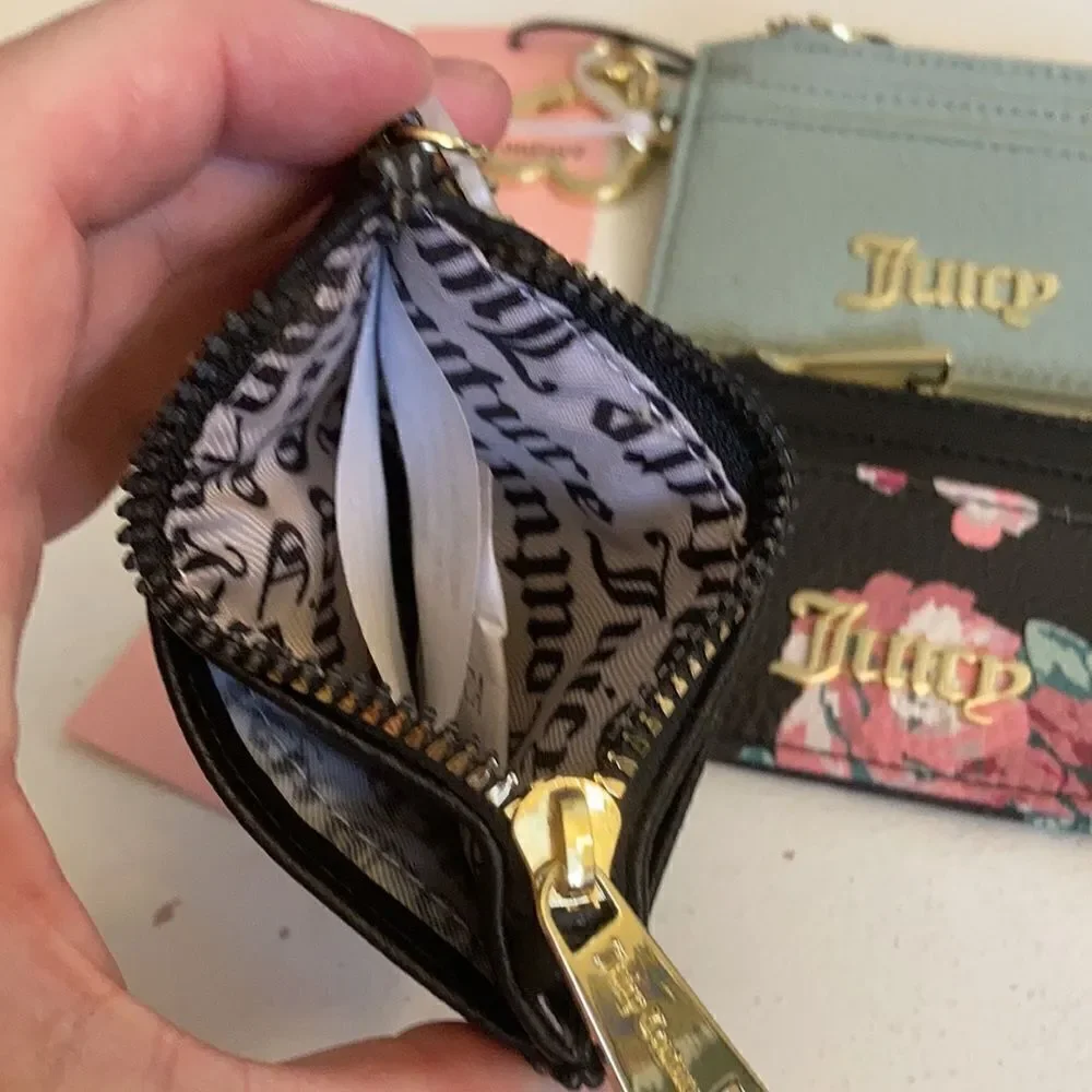 Juicy Couture Zipper Card Case
